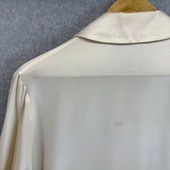 St. John Ivory Silk Button-Up Blouse Size 14 Long Sleeves Gold Buttons FLAWED - Picture 10 of 16